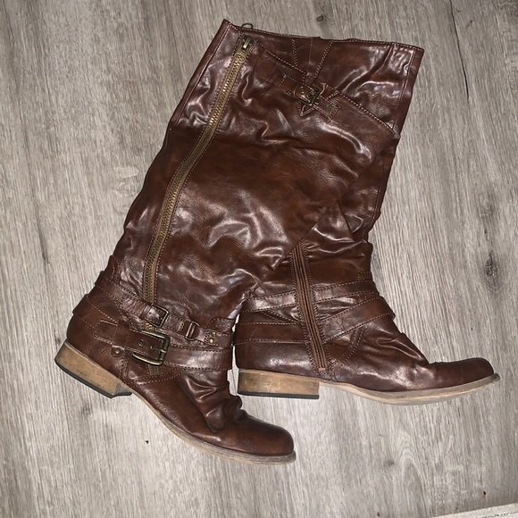 Brown Riding Boots - Picture 1 of 3